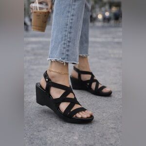 Chaps Black Wedge Sandals with Criss-Cross Straps